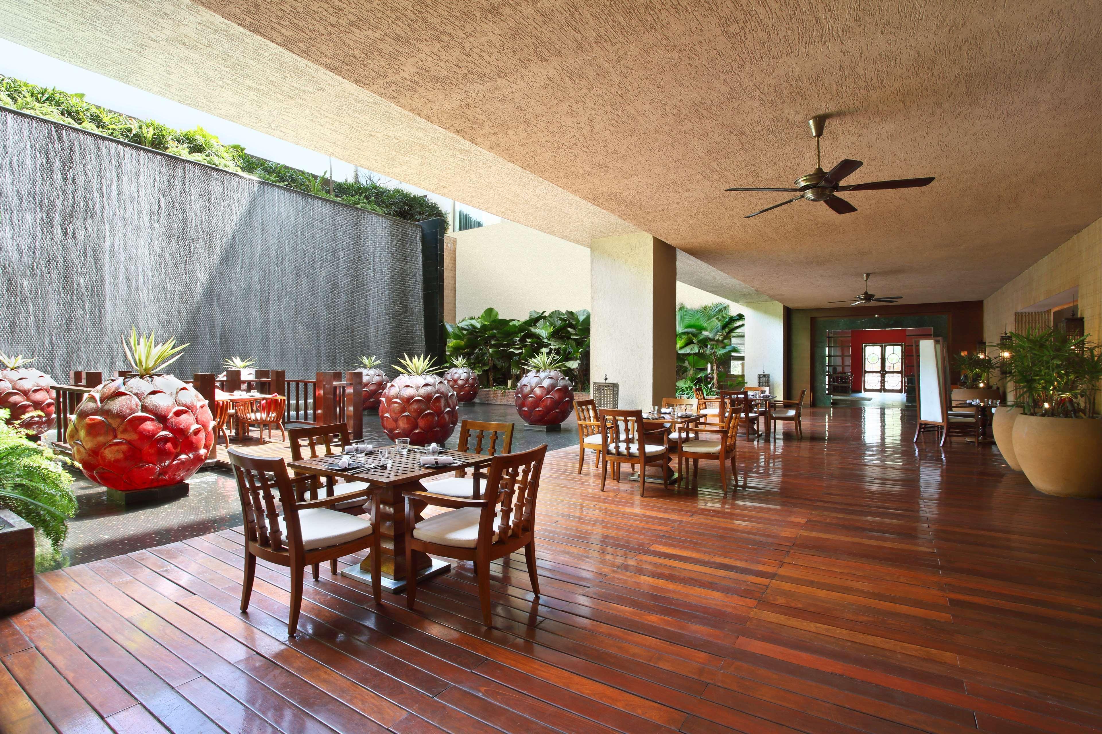 Hyatt Pune Extérieur photo Restaurant