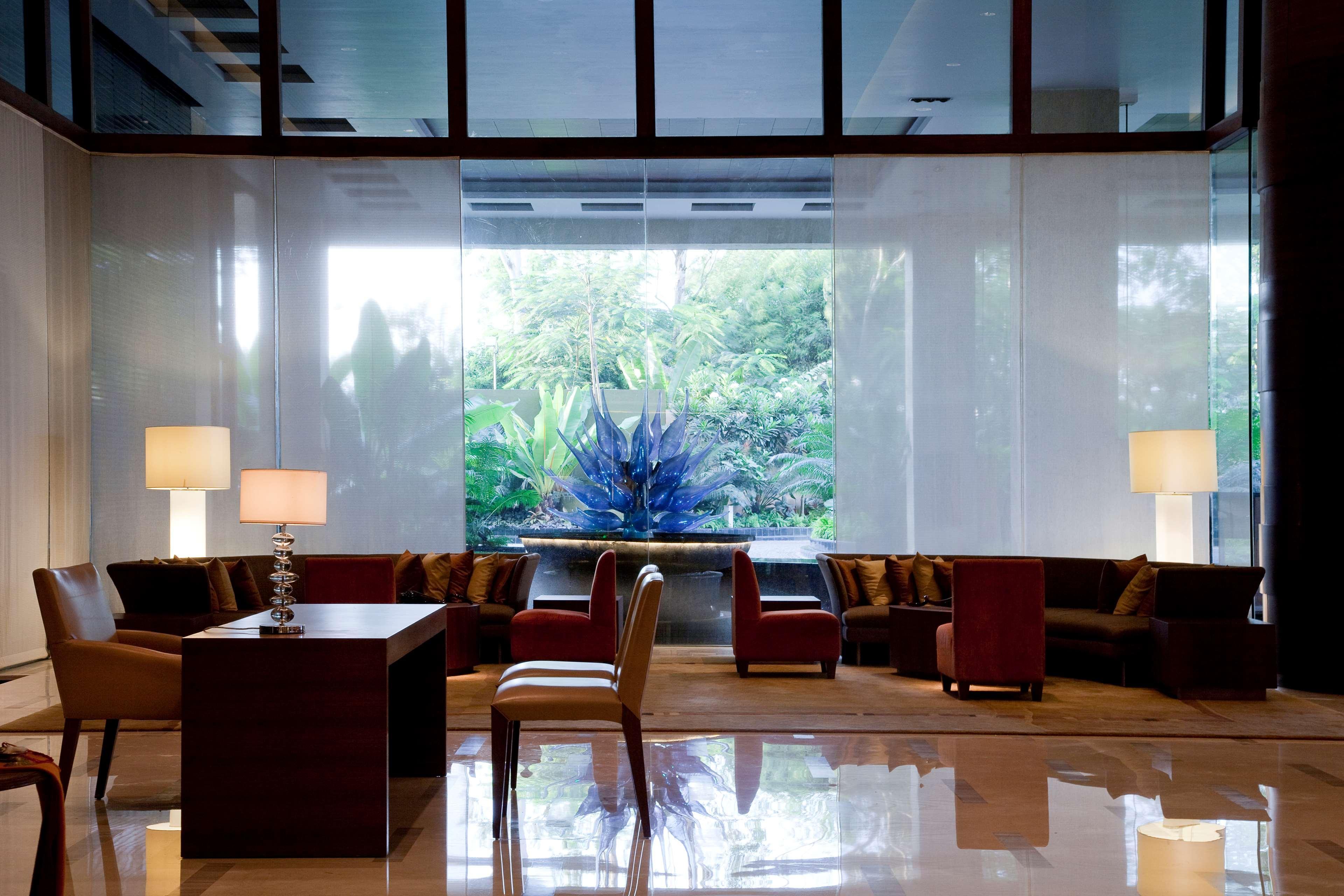 Hyatt Pune Extérieur photo The lobby of the hotel