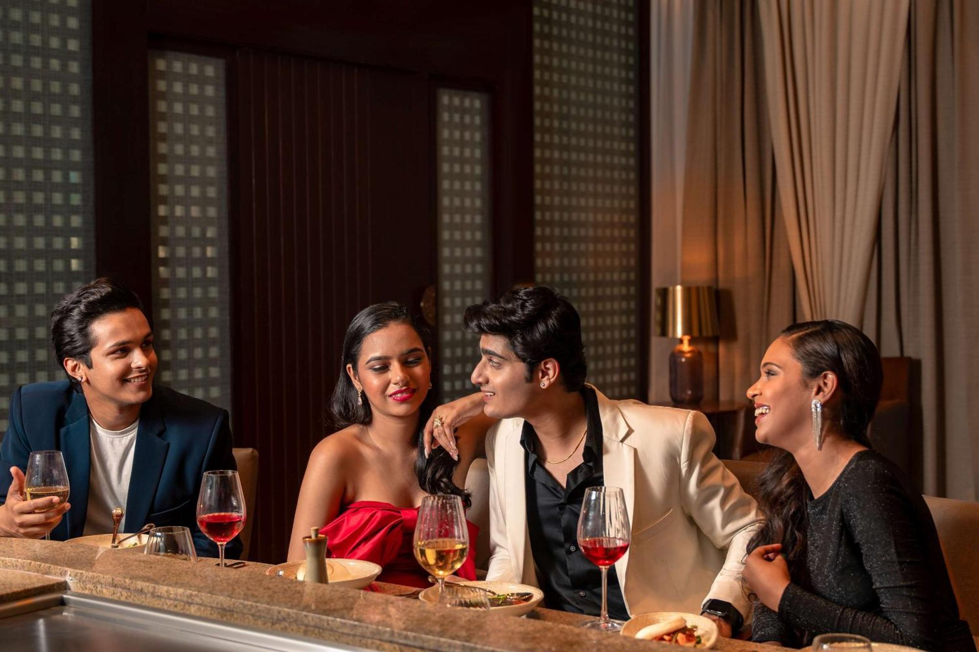 Hyatt Pune Extérieur photo The Bar