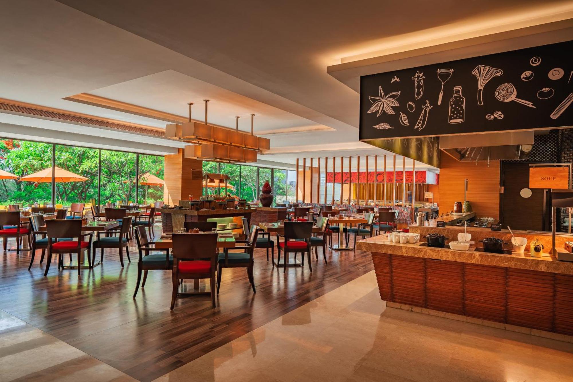 Hyatt Pune Extérieur photo The Kitchen